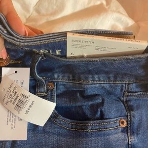 American Eagle boyfriend flare jeans size 6s